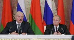 Беларусь тыкала палкой в спящего тигра и с испугу выстрелила себе в ногу – эксперт