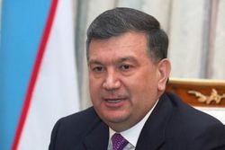 Праздничные мероприятия в Узбекистане проводит премьер Мирзияев