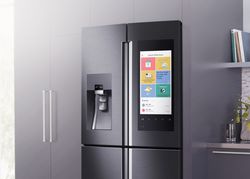 В продаже появился смарт-холодильник Samsung Family Hub