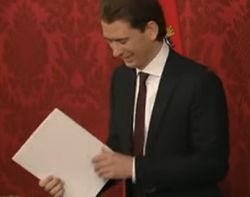 Украина тоже имеет обязательства по Донбассу – канцлер Австрии