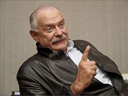 В Москве неизвестные открыли огонь по офису Михалкова
