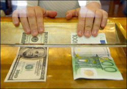 Курс евро поднялся до 1.3390 на Forex