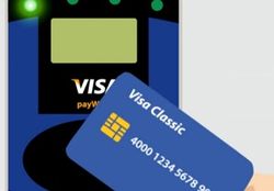 Россиян начали готовить к отключению Visa и Mastercard