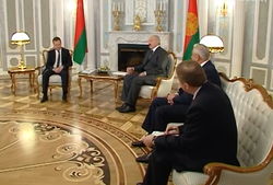 В Беларуси обсуждают подводные рифы ЕАЭС для Минска