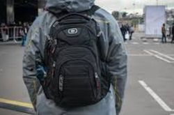 Украинец, пытавшийся угнать самолет, требовал освободить заложников в Украине