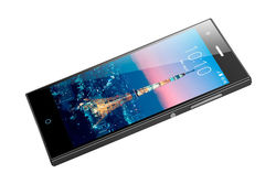 ZTE Blade V2 — новый гаджет для любителей селфи