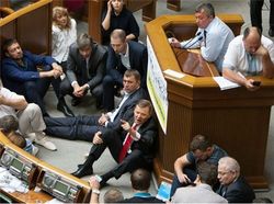 Верховная Рада ушла на каникулы, не решив ряд важнейших вопросов