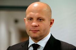 В Сети высмеяли извинения чеченцев перед бойцом Федором Емельяненко