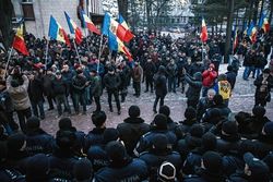 Почему протестует Молдова