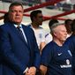 Тренера сборной Англии по футболу Эллардайса подозревают в коррупции