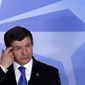 В Турции предотвратили нападение смертников на Давутоглу