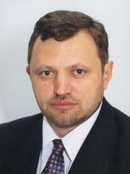 Сначала в Украине нужно установить мир, а потом браться за экономику – посол