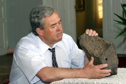В Беларуси в церковной ограде нашли метеорит, упавший 120 лет назад