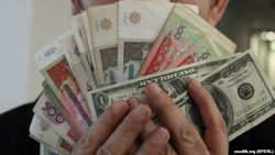 Учащиеся колледжа в Узбекистане должны платить за пропущенные занятия