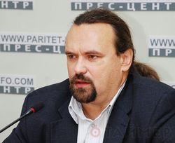 Власть борется с Майданом по лекалам США и ЕС – политолог