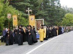Власти Борисполя предписали крестному ходу обойти город стороной