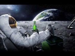 Илон Маск обещает запустить туристов к Луне уже в следующем году