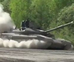 В Сети показали видео испытаний российского танка Т-90 МС