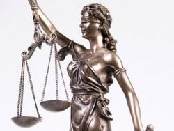 Глава ВСУ поддержал просьбу ГПУ арестовать трех украинских судей