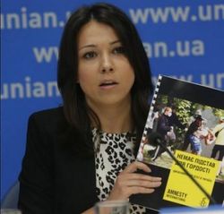 Amnesty International сообщает о пытках в отношении бойцов добровольческих батальонов 