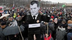 Протесты 26 марта стали концом болота в России – Лилия Шевцова