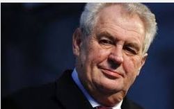 Президент Чехии Земан ответил правозащитникам по поводу Каримова, назвав их «лицемерами»