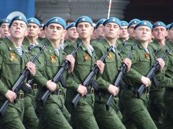 Военная прокуратура начала проверку после визита десантников к АП