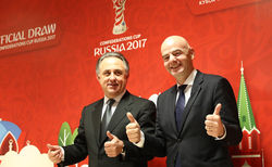 Президент ФИФА просит Мутко сняться с выборов главы РФС
