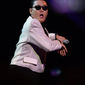 Клип PSY установил рекорд по количеству просмотров в Youtube – более 2 млрд. 