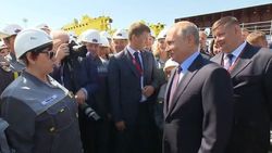 Владимир Путин и его "голос" Песков