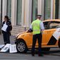 Такси остановил лишь столб с дорожными знаками