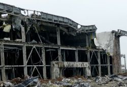 Под завалами ДАП нашли еще 7 тел погибших бойцов АТО