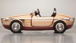 Зачем Toyota создала полностью деревянный автомобиль?