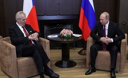 Путину приходится ставить на второстепенных западных политиков