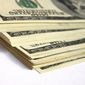НБУ: Продажа валюты в феврале превысила покупку