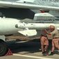 Российские бомбежки заставляют сирийцев бежать на территории ИГ – источник