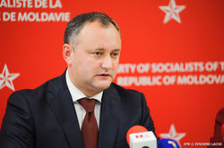 Додона официально объявили победителем выборов президента Молдовы