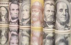 В сентябре в Украине выросла средняя зарплата