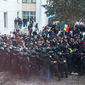 Протестующие против нового правительства Молдовы ворвались в парламент