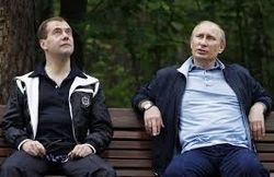 Путин отреагировал на пожелание Медведева крымской пенсионерке