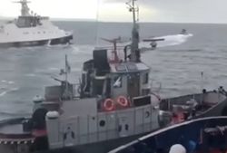 Военный корабль США попал в аварию, погибли 7 моряков