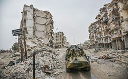 Четверо российских военных погибли в Сирии при подрыве авто на фугасе 