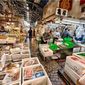 Тунца продали по 209 долларов за килограмм на первых оптовых торгах в Токио