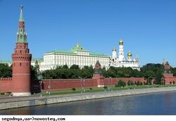 Кремль примет меры, если Украина введет визы для россиян