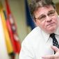 Нужно быть едиными и принципиальными по отношению к России – Литва