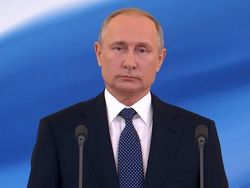 Телеобращение Путина россиян не убедило