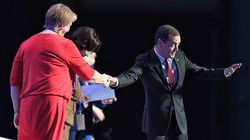 «Единая Россия» обязалась ограничить рост зарплат топ-менеджеров