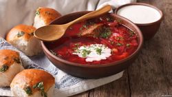 «Веселка» – самый культовый ресторан украинской кухни в Нью-Йорке