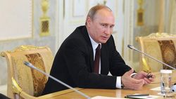 Осенью рейтинги Путина пойдут вниз – Левада-центр