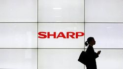 Sharp возвращается на рынок и делает ставку на дизайн